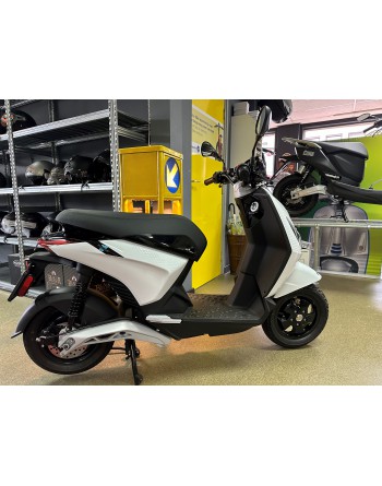 Piaggio E-Scooter